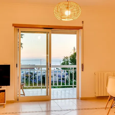 Sea View Apartamento *